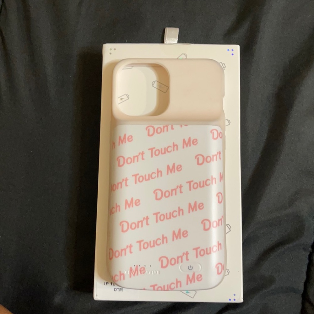Don’t touch me charging case